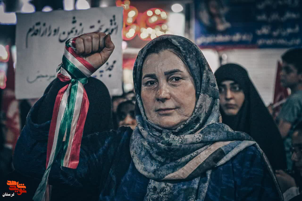 سنگر خیابان انقلاب در خونخواهی از امام شهید در موج صد و سی و نهم حماسه