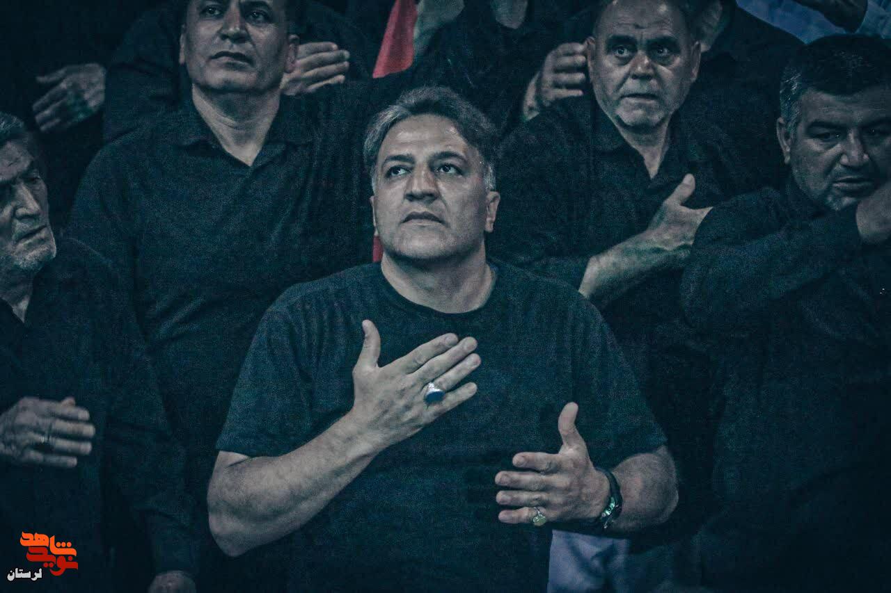 سنگر خیابان انقلاب در خونخواهی از امام شهید در موج صد و سی و نهم حماسه
