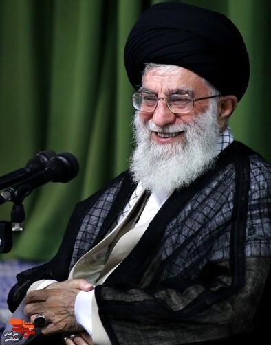 مرید شیر خدا بود و پهلوانی کردکه رستمی شد و در خیل پهلوانها، سبز مرید شیر خدا بود و پهلوانی کردکه رستمی شد و در خیل پهلوانها، سبز