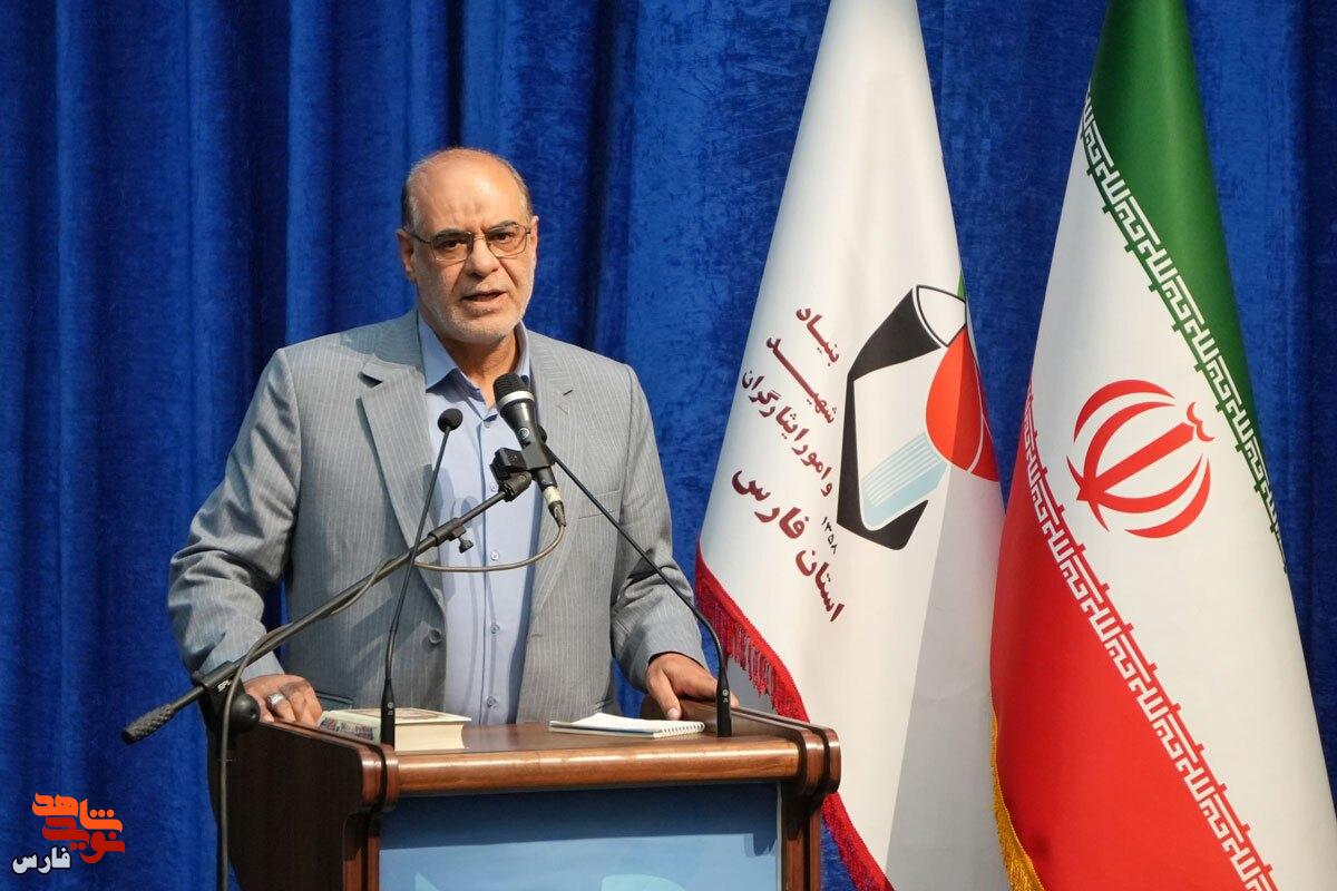 دهمین کنگره ملی شعر ایثار به ایستگاه پایانی رسید دهمین کنگره ملی شعر ایثار به ایستگاه پایانی رسید