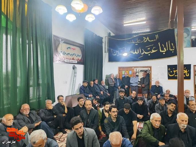راه شهدا ادامه مسیر کربلاست / گریه بر مصیبت‌های عاشورا یادآور ایثار است