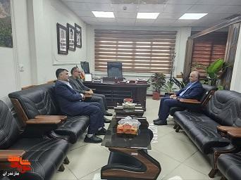 دیدار مدیرکل بنیاد شهید مازندران با جانباز ۷۰ درصد ساری / قرائت صلوات خاصه رضوی در منزل ایثارگر دیدار مدیرکل بنیاد شهید مازندران با جانباز ۷۰ درصد ساری / قرائت صلوات خاصه رضوی در منزل ایثارگر