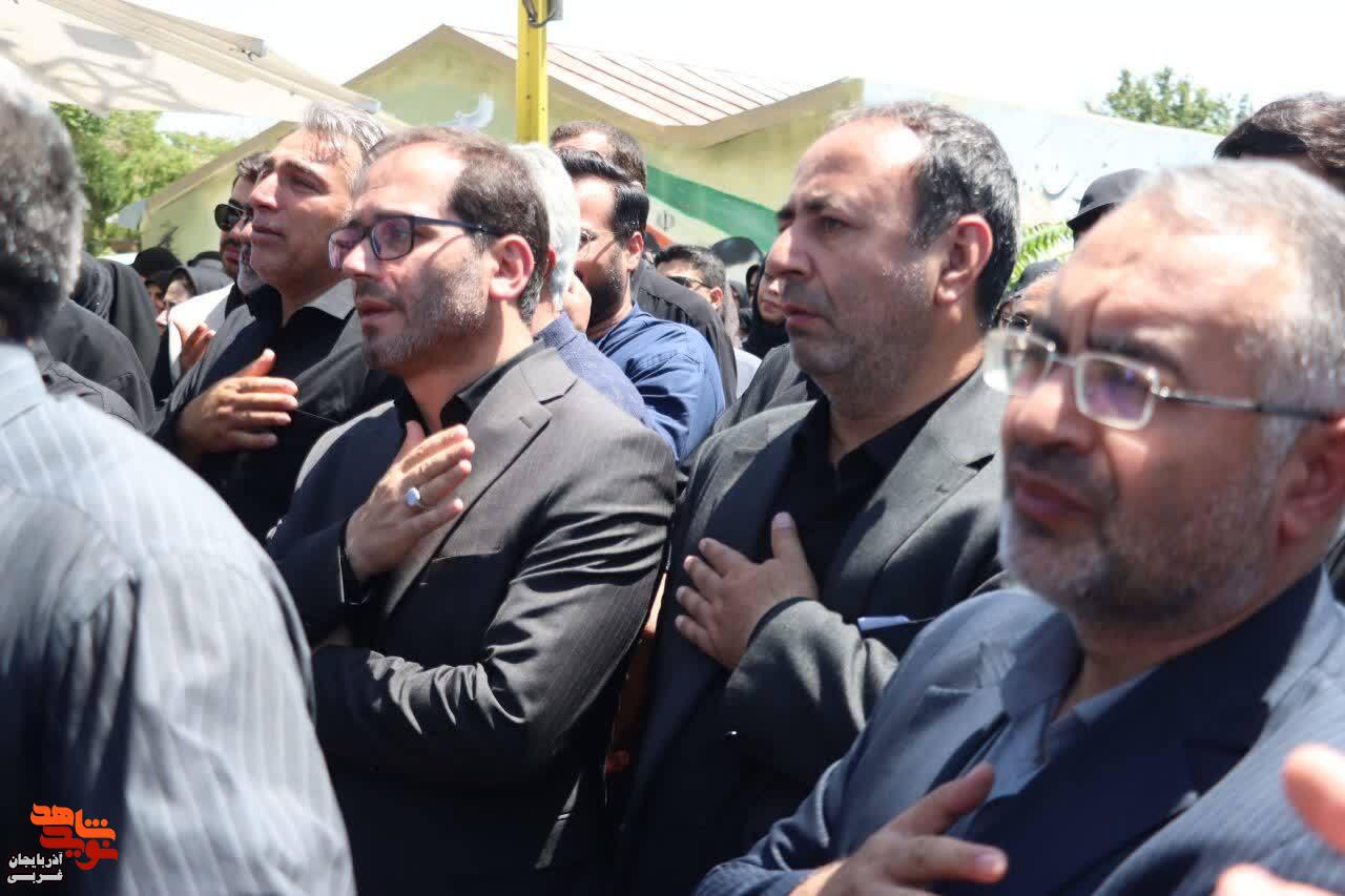 تشییع باشکوه پیکر مطهر شهید مدافع امنیت «حامد داییزاده» با حضور مدیرکل بنیاد شهید و امورایثارگران آذربایجانغربی تشییع باشکوه پیکر مطهر شهید مدافع امنیت «حامد داییزاده» با حضور مدیرکل بنیاد شهید و امورایثارگران آذربایجانغربی