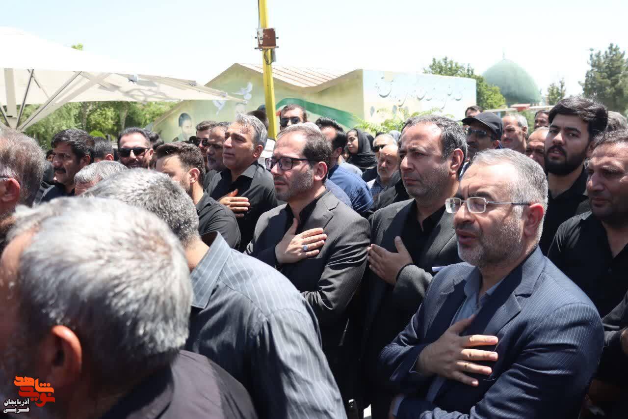 تشییع باشکوه پیکر مطهر شهید مدافع امنیت «حامد داییزاده» با حضور مدیرکل بنیاد شهید و امورایثارگران آذربایجانغربی تشییع باشکوه پیکر مطهر شهید مدافع امنیت «حامد داییزاده» با حضور مدیرکل بنیاد شهید و امورایثارگران آذربایجانغربی