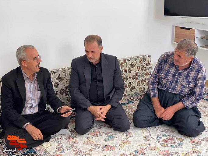 مدیرکل بنیاد شهید استان با خانوادههای معظم شهدا و ایثارگران دیواندره دیدار کرد مدیرکل بنیاد شهید استان با خانوادههای معظم شهدا و ایثارگران دیواندره دیدار کرد