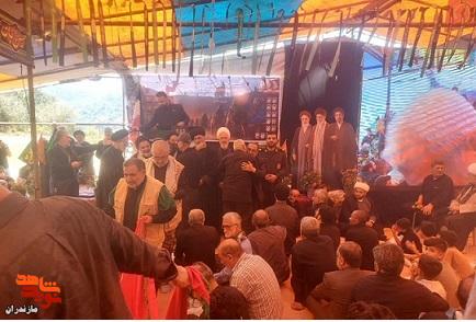 تصاویر/تجلیل مدیرکل بنیاد شهید مازندران با چند خانواده معزز شهدای چهاردانگه
