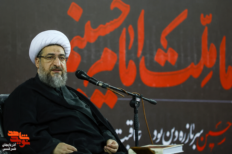 اربعین حسینی نشانه ایمان خالص و جلوه وحدت امت اسلامی است اربعین حسینی نشانه ایمان خالص و جلوه وحدت امت اسلامی است