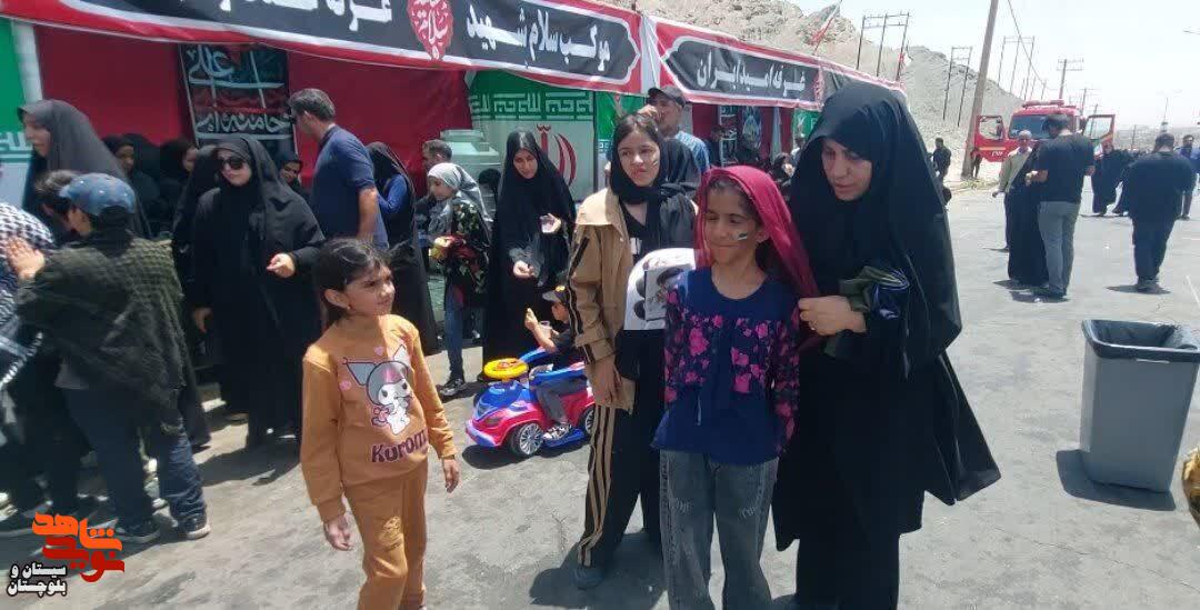 موکب«سلام شهید» زاهدان به جاماندگان اربعین حسینی خدماترسانی کرد موکب«سلام شهید» زاهدان به جاماندگان اربعین حسینی خدماترسانی کرد
