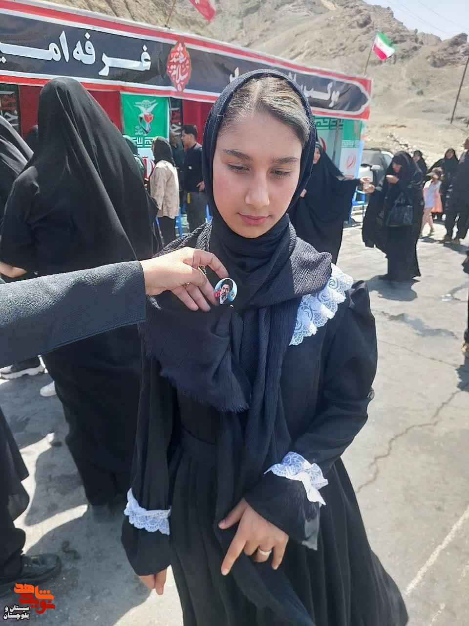 موکب«سلام شهید» زاهدان به جاماندگان اربعین حسینی خدماترسانی کرد موکب«سلام شهید» زاهدان به جاماندگان اربعین حسینی خدماترسانی کرد