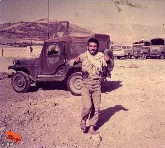 تصاویر به جا مانده از شهید «علی رضا اسدی» تصاویر به جا مانده از شهید «علی رضا اسدی»