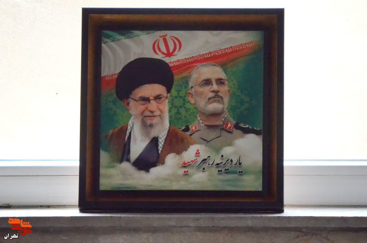 شهید شیرازی مردی بود که در سایه خدمت کرد شهید شیرازی مردی بود که در سایه خدمت کرد