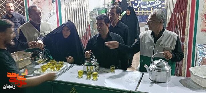 برپایی نمایشگاه تصاویر شهدا در پردیس سلام شهید زنجان
