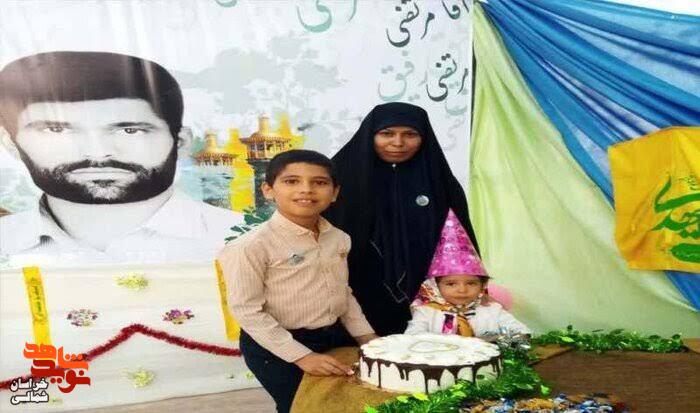 شهیدی که دائم الوضو بود و کار و زندگیش با وقت نمازش تعیین میشد شهیدی که دائم الوضو بود و کار و زندگیش با وقت نمازش تعیین میشد