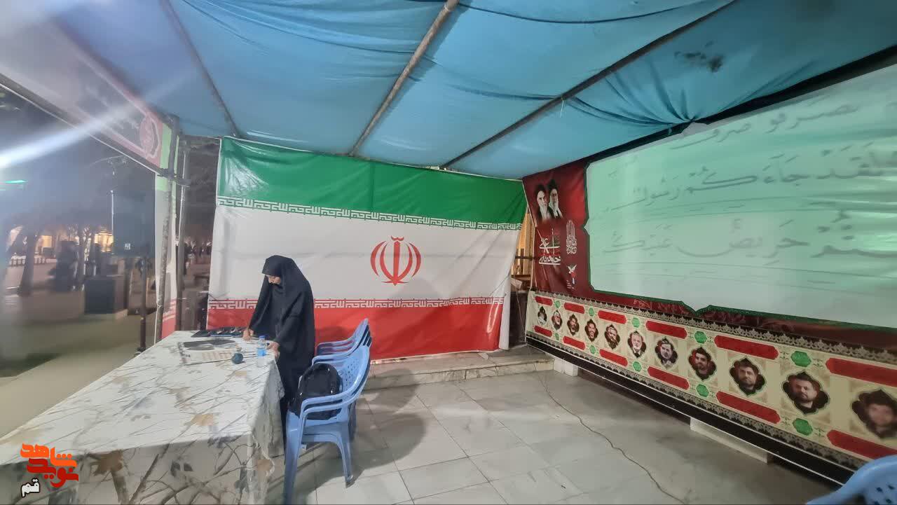 گزارش تصویری| موکب فرهنگی هنری سلام شهید قم در خدمت رسانی به زائرین حسینی گزارش تصویری| موکب فرهنگی هنری سلام شهید قم در خدمت رسانی به زائرین حسینی
