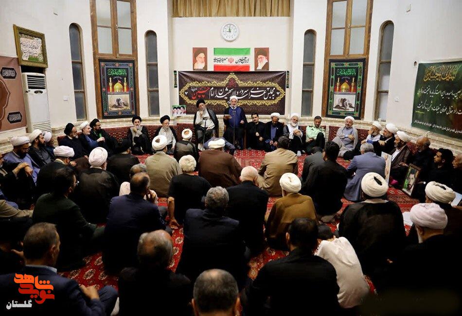 مراسم عزاداری سید و سالار شهیدان در دفتر نماینده ولیفقیه در گلستان برگزار شد مراسم عزاداری سید و سالار شهیدان در دفتر نماینده ولیفقیه در گلستان برگزار شد