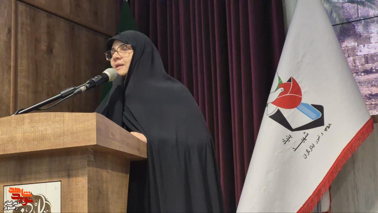 مدیرکل بنیاد شهید خراسان رضوی: یکی از ویژگیهای برجسته شهدای مدافع حرم، مظلومیت آنان و همچنین مظلومیت خانوادههای این شهداست مدیرکل بنیاد شهید خراسان رضوی: یکی از ویژگیهای برجسته شهدای مدافع حرم، مظلومیت آنان و همچنین مظلومیت خانوادههای این شهداست