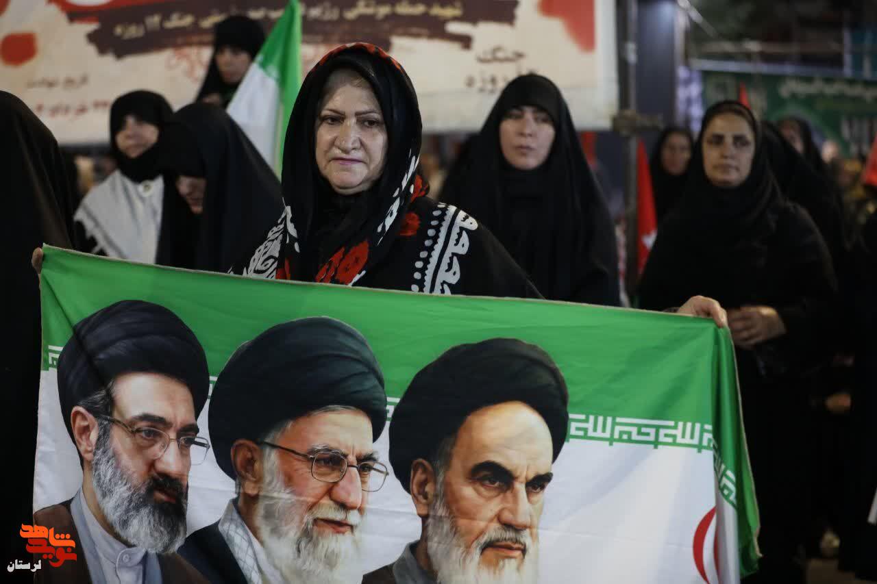 جمع اصحاب حق سنگر خیابانی انقلاب در خونخواهی قائد شهید امت در موج صد و شصت و سه
