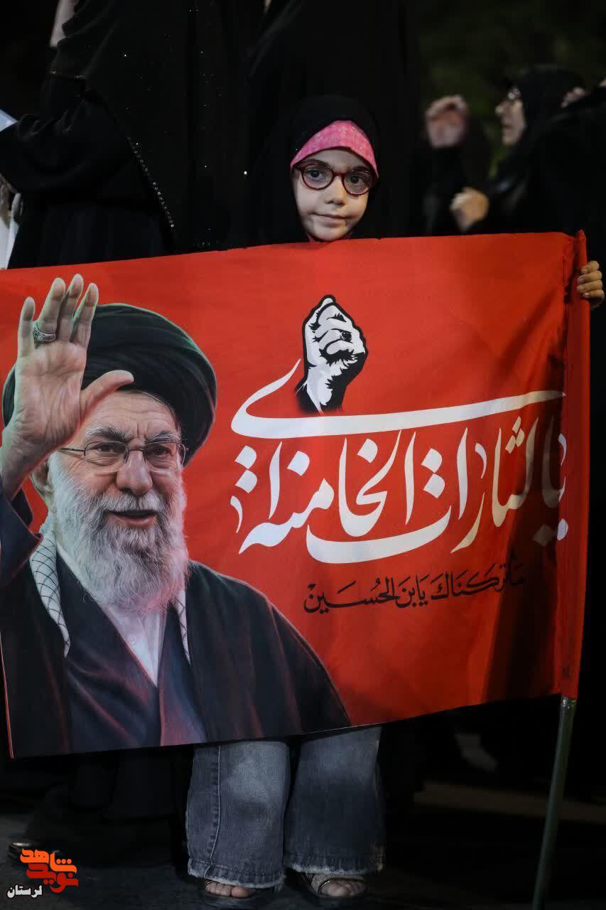 جمع اصحاب حق سنگر خیابانی انقلاب در خونخواهی قائد شهید امت در موج صد و شصت و سه
