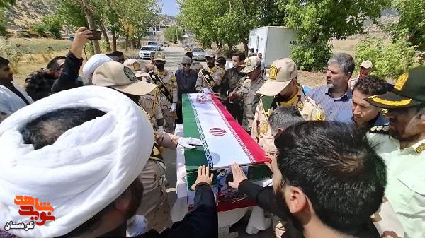 پیکر مطهر شهید مرزبان «علی باوهای» در بانه بدرقه شد پیکر مطهر شهید مرزبان «علی باوهای» در بانه بدرقه شد
