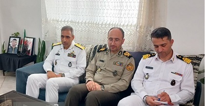 دیدار معاون نیروی انسانی ارتش با خانواده شهید «طاهری» در بابل+ تصاویر