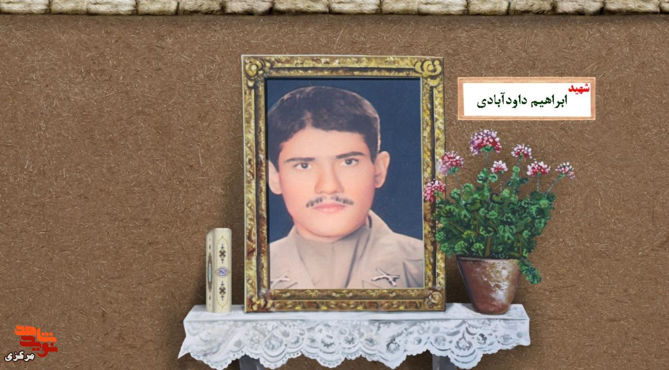 افسری که شبانه دستمزدش را به مردم بازمیگرداند افسری که شبانه دستمزدش را به مردم بازمیگرداند