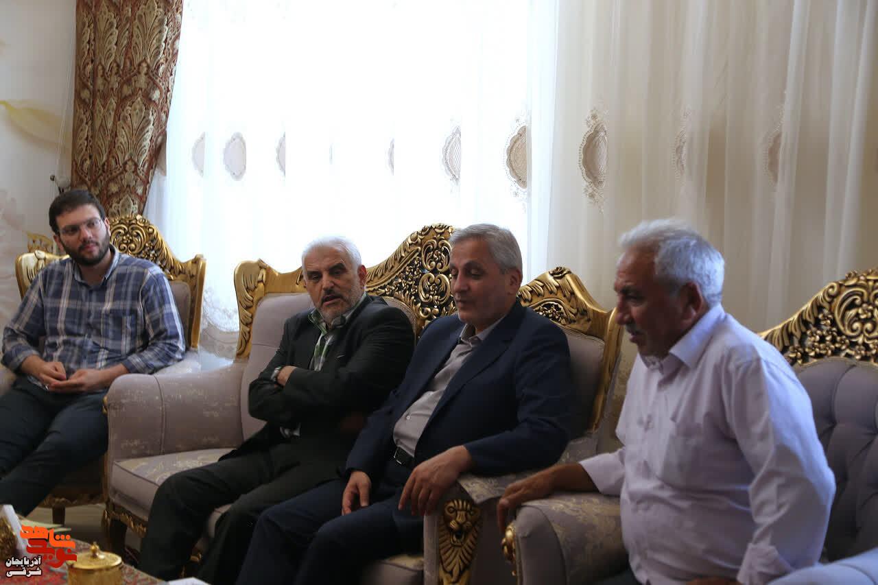 تجلیل از آزادگان سرافراز آذربایجانشرقی در آستانه ۲۶ مرداد+تصاویر تجلیل از آزادگان سرافراز آذربایجانشرقی در آستانه ۲۶ مرداد+تصاویر