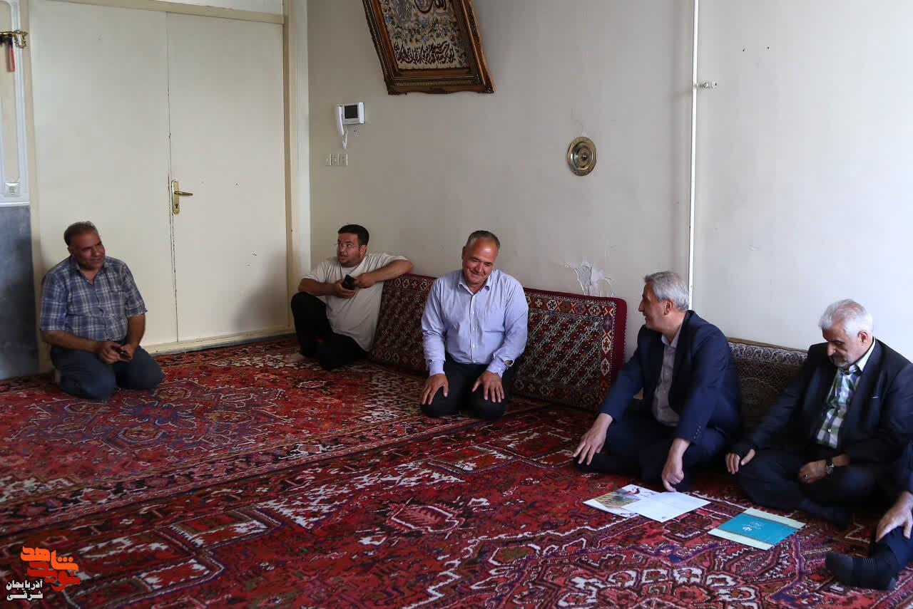 تجلیل از آزادگان سرافراز آذربایجانشرقی در آستانه ۲۶ مرداد+تصاویر تجلیل از آزادگان سرافراز آذربایجانشرقی در آستانه ۲۶ مرداد+تصاویر