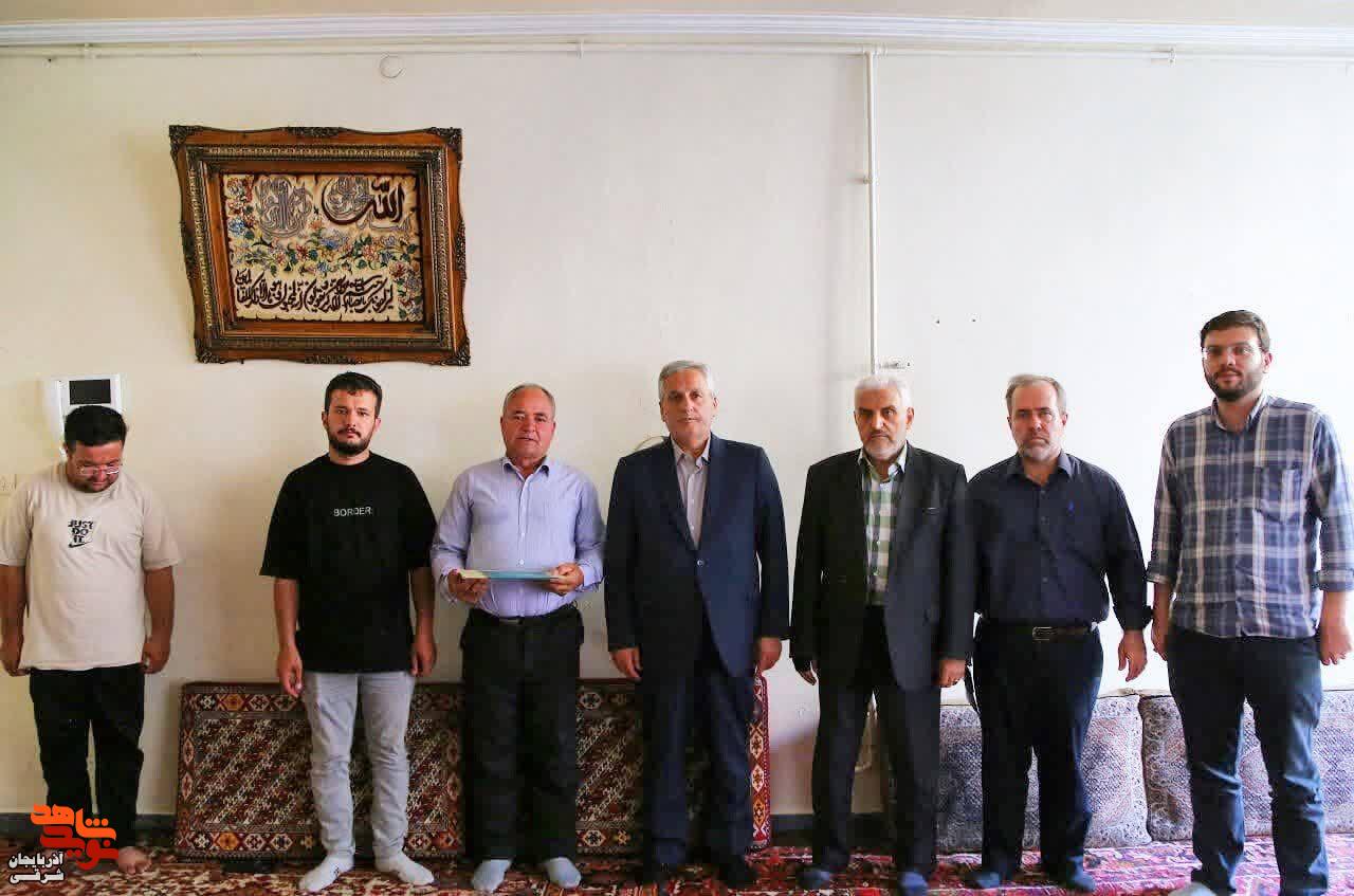 تجلیل از آزادگان سرافراز آذربایجانشرقی در آستانه ۲۶ مرداد+تصاویر تجلیل از آزادگان سرافراز آذربایجانشرقی در آستانه ۲۶ مرداد+تصاویر