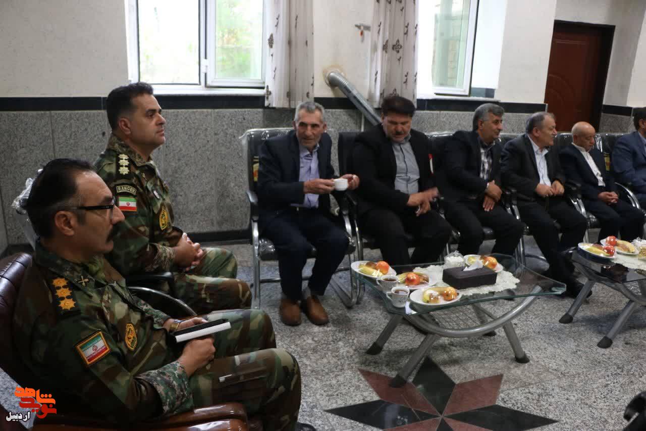 تجلیل از آزادگان سرافراز ارتشی در اردبیل تجلیل از آزادگان سرافراز ارتشی در اردبیل