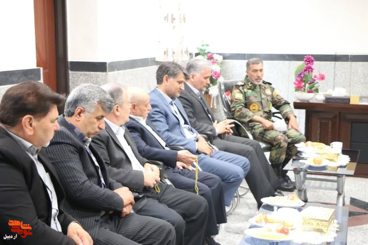 تجلیل از آزادگان سرافراز ارتشی در اردبیل تجلیل از آزادگان سرافراز ارتشی در اردبیل