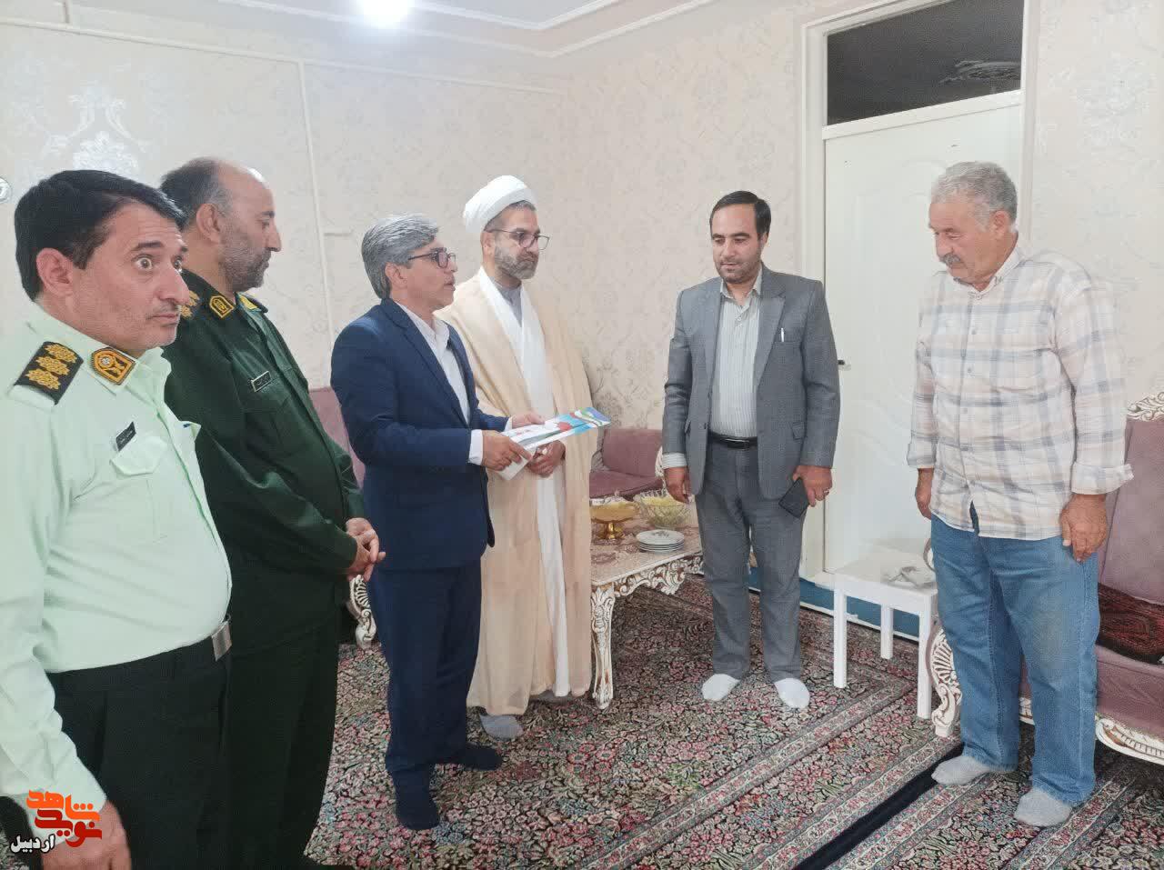 دیدار و تجلیل از آزادگان در شهرستان نیر دیدار و تجلیل از آزادگان در شهرستان نیر