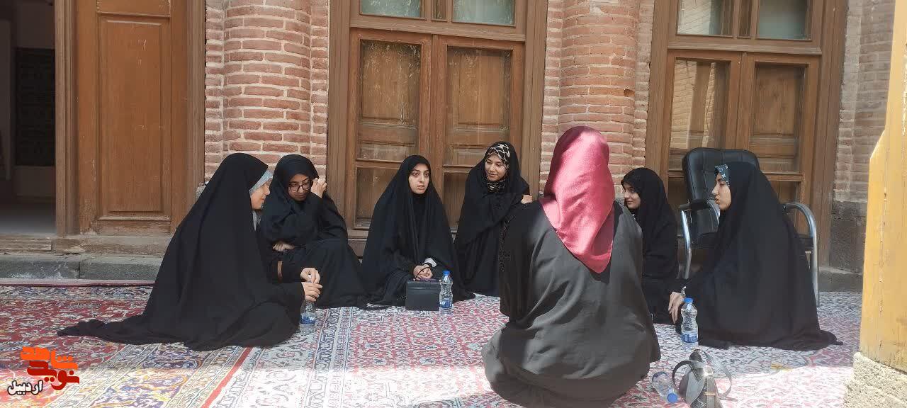 برگزاری جلسات کانون هم اندیشی انقلاب اسلامی در موزه شهدای اردبیل+ عکس برگزاری جلسات کانون هم اندیشی انقلاب اسلامی در موزه شهدای اردبیل+ عکس