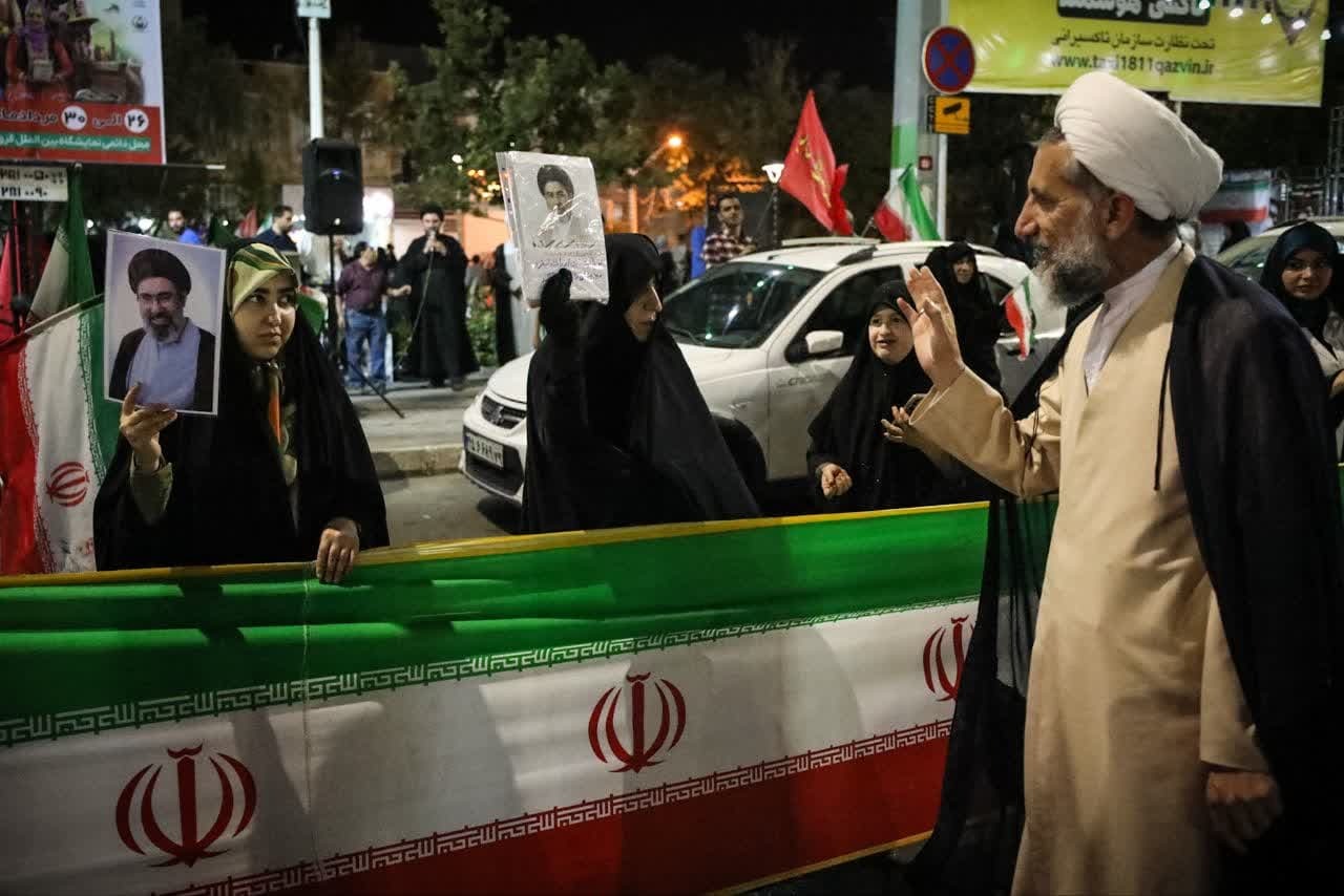 آزادگی، درسی که هنوز ادامه دارد / آزادگان اسیر شدند، اما دل‌هایشان هرگز به اسارت نرفت
