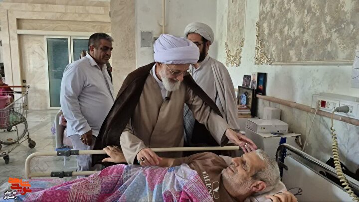 دیدار نماینده ولی فقیه در بنیاد خراسان رضوی با جانبازان ۷۰ درصد نخاعی در آسایشگاه امام خمینی (ره)