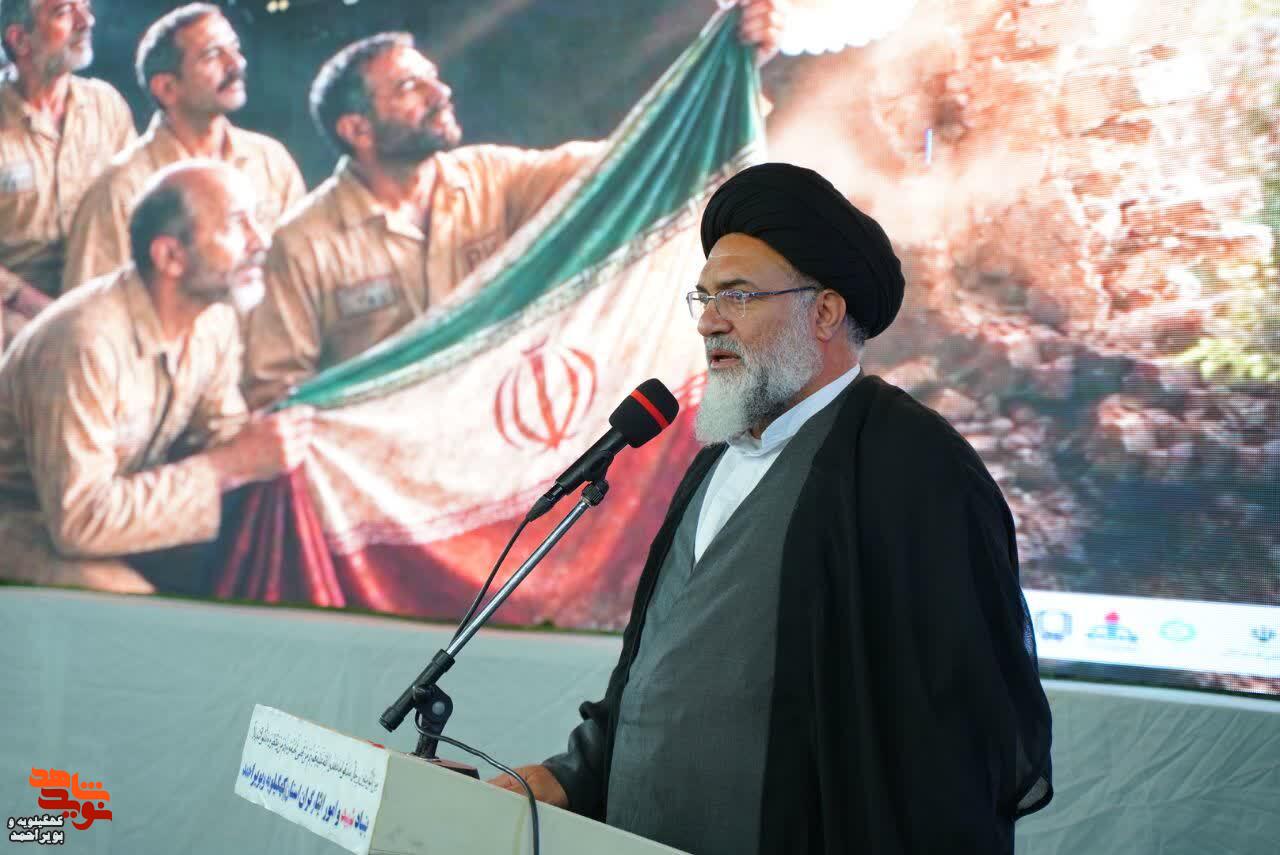 به روایت تصویر /تجلیل از آزادگان کهگیلویه و بویراحمد در سالروز رهایی آزادگان