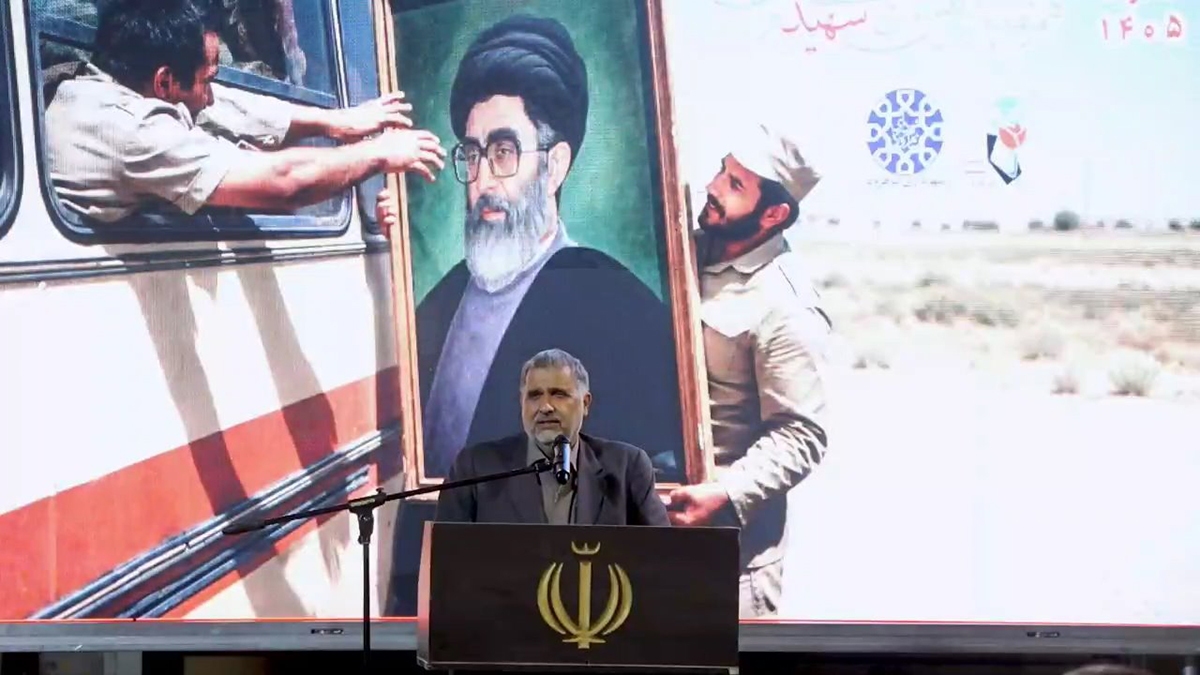 کلیپ/ تصاویری از مراسم الماسهای درخشان شهرستان شاهرود کلیپ/ تصاویری از مراسم الماسهای درخشان شهرستان شاهرود