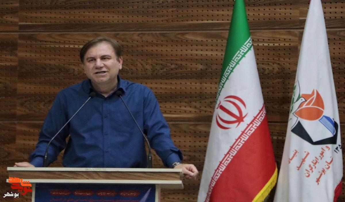 گزارش| آزادگان بوشهر؛ راویان زنده حماسه‌ای که پشت سیم‌های خاردار خاموش نشد