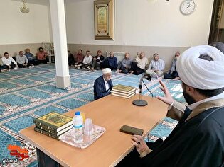 آیین چهلم رهبر شهید انقلاب در بنیاد شهید کردستان برگزار شد