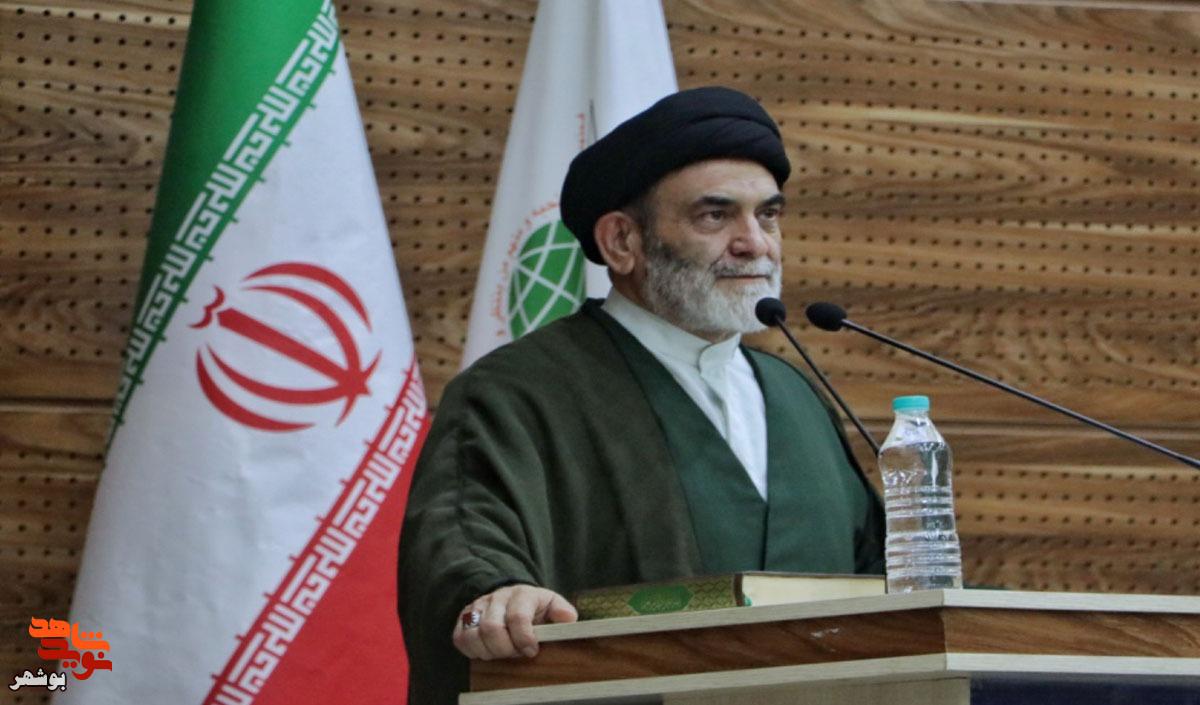 تجلیل از مردان صبورِ سالهای اسارت در بوشهر تجلیل از مردان صبورِ سالهای اسارت در بوشهر