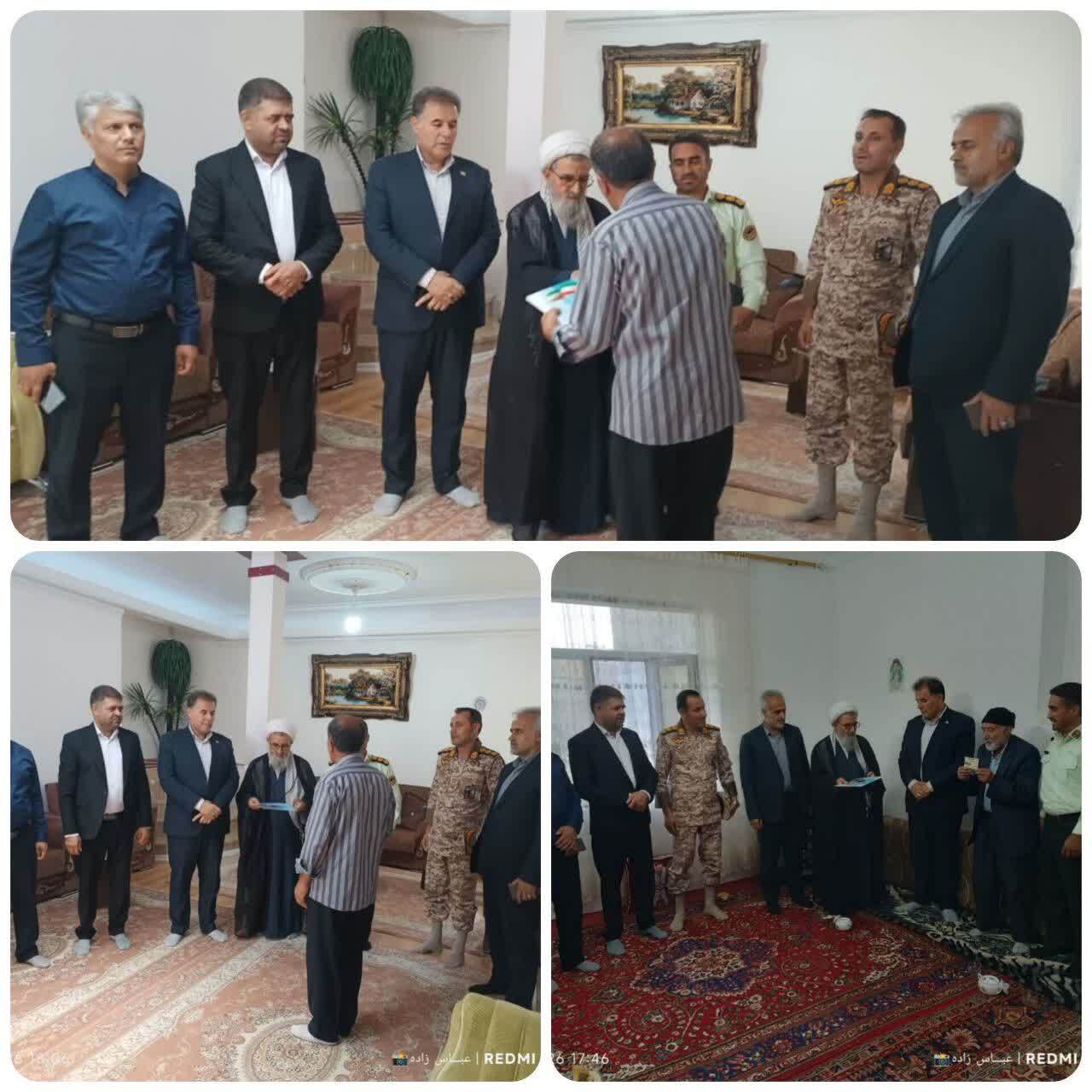 دیدار مسئولین چالدران با آزادگان سرافراز دیدار مسئولین چالدران با آزادگان سرافراز