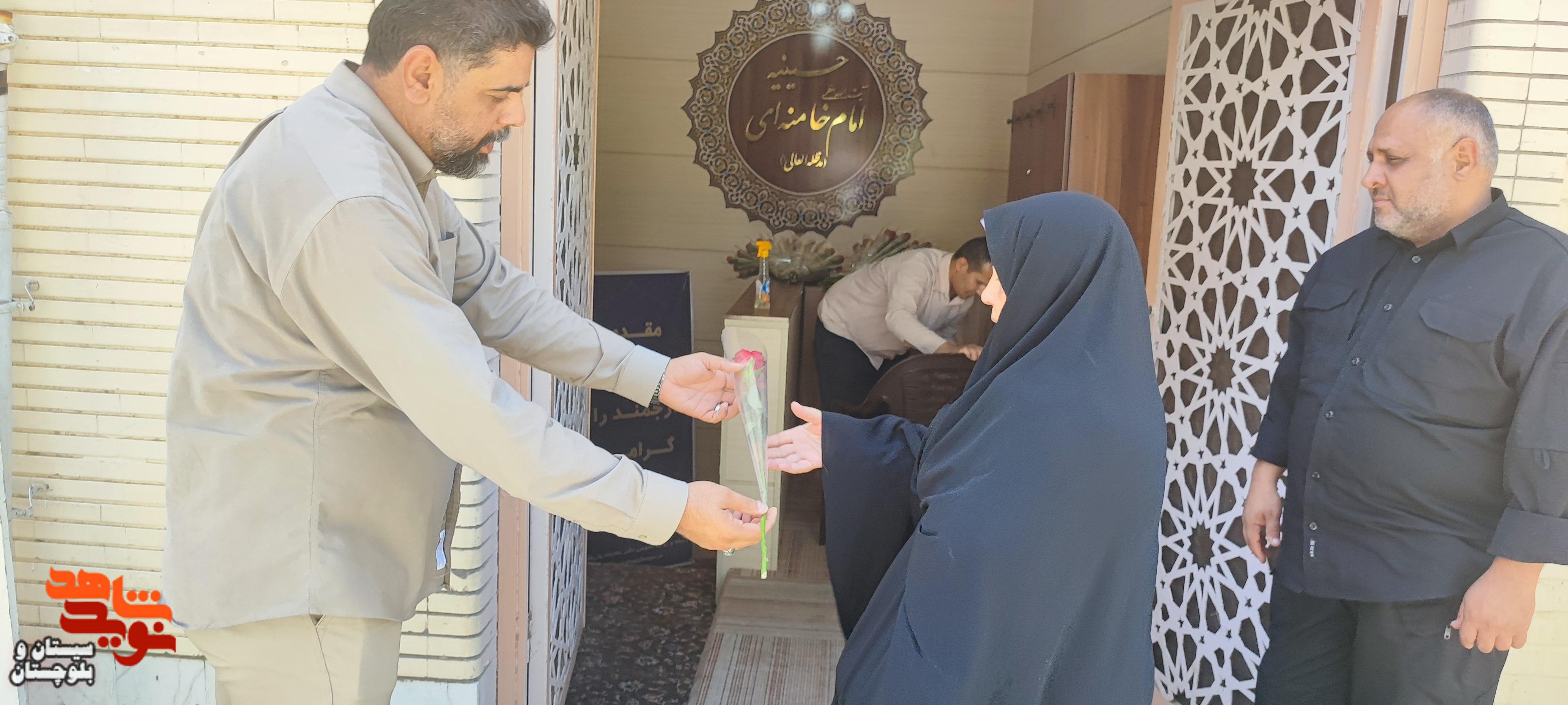 آزادگان اسطورههای صبر و نماد انسان قوی هستند آزادگان اسطورههای صبر و نماد انسان قوی هستند