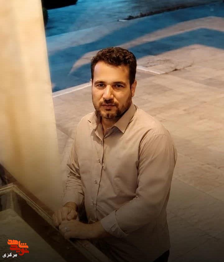 شهید مجیدرضا اکبری؛ دانشآموخته فیزیک هستهای و خادم امنیت زائران اربعین شهید مجیدرضا اکبری؛ دانشآموخته فیزیک هستهای و خادم امنیت زائران اربعین