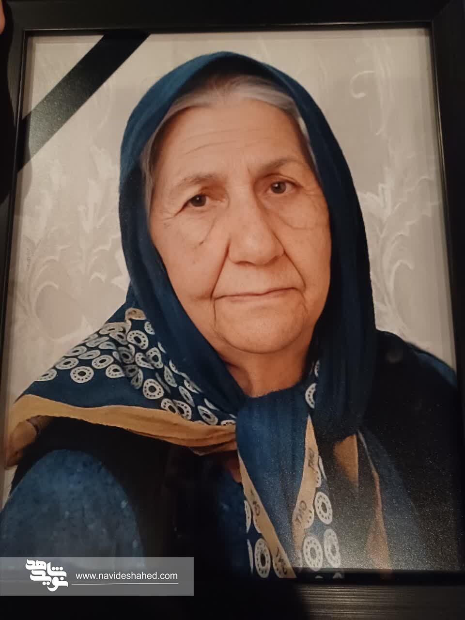 شهیده «ننه قزل» مادربزرگ ۸۲ ساله‌ای که در حیاط خانه کوچکش با ترکش جنگ به شهادت رسید