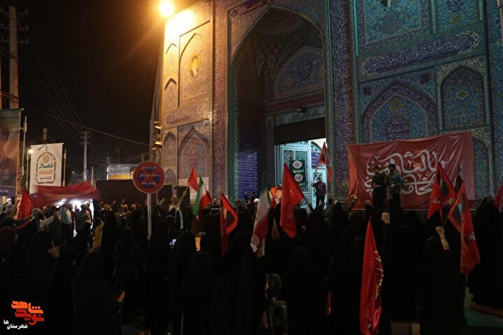 یکصد و چهل و نهمین شب حضور مردم قرچک در میدان امام خمینی(ره) به روایت تصویر