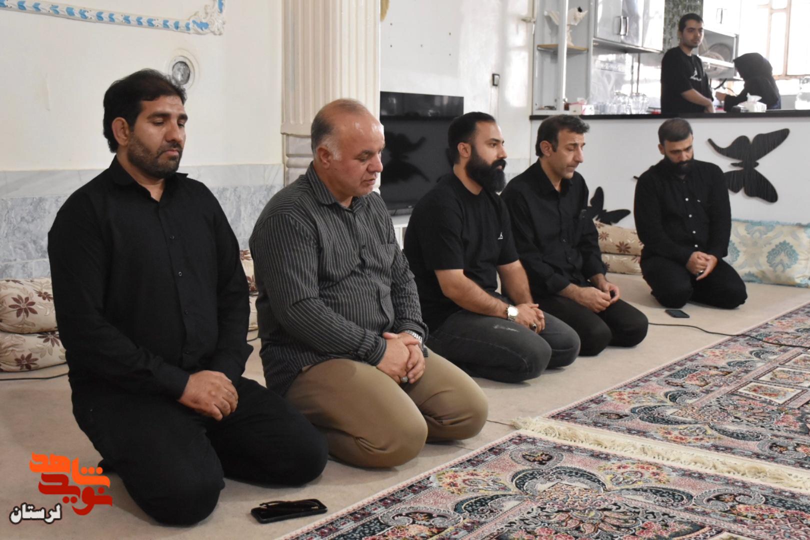 یادواره خانگی شهید «علی بیگی»، از شهدای ناوشکن دنا برگزار شد