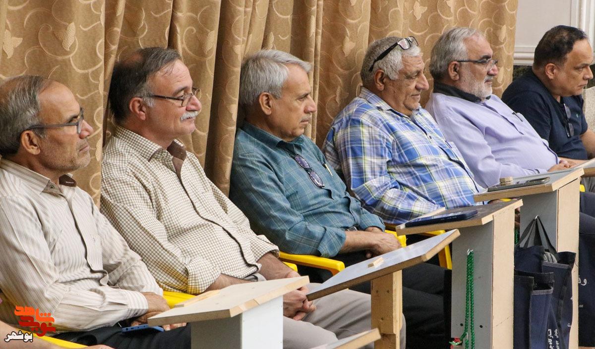طنین حماسه شلمچه در «شبی با شهدا» طنین حماسه شلمچه در «شبی با شهدا»