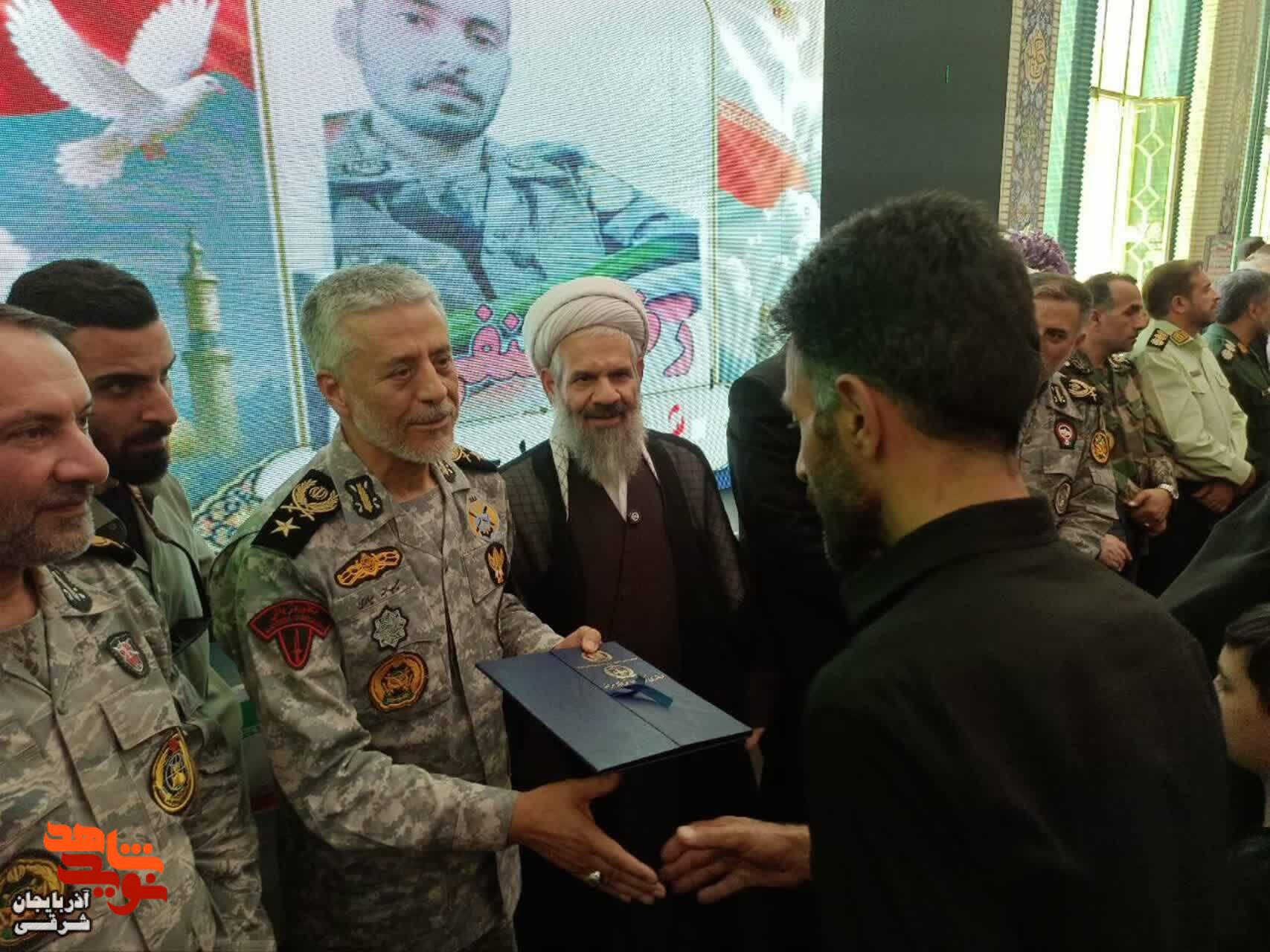 یادواره ۴۱ شهید جنگ رمضان در مراغه برگزار شد یادواره ۴۱ شهید جنگ رمضان در مراغه برگزار شد