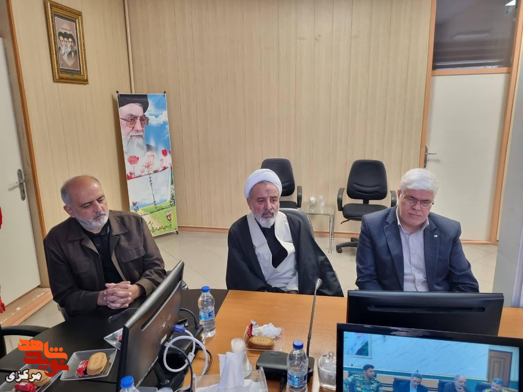 نشست دبیرکل کنگره ملی شهدای غریب اسارت با آزادگان استان مرکزی برگزار شد نشست دبیرکل کنگره ملی شهدای غریب اسارت با آزادگان استان مرکزی برگزار شد