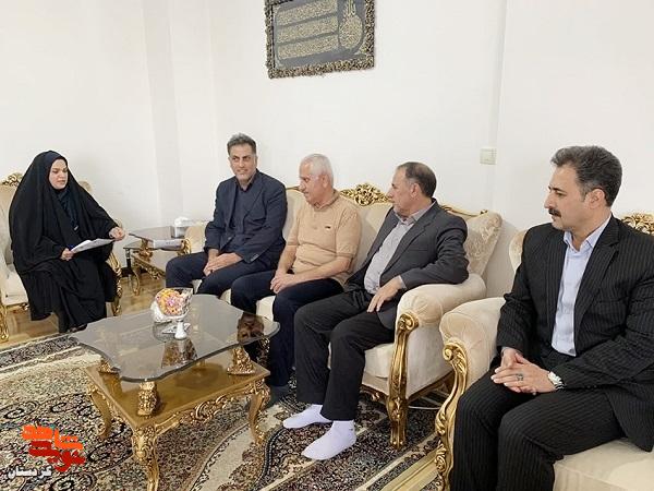 دیدار مدیرکل بنیاد شهید کردستان با آزادگان و جانبازان سرافراز سنندج دیدار مدیرکل بنیاد شهید کردستان با آزادگان و جانبازان سرافراز سنندج