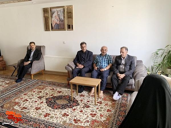 دیدار مدیرکل بنیاد شهید کردستان با آزادگان و جانبازان سرافراز سنندج دیدار مدیرکل بنیاد شهید کردستان با آزادگان و جانبازان سرافراز سنندج